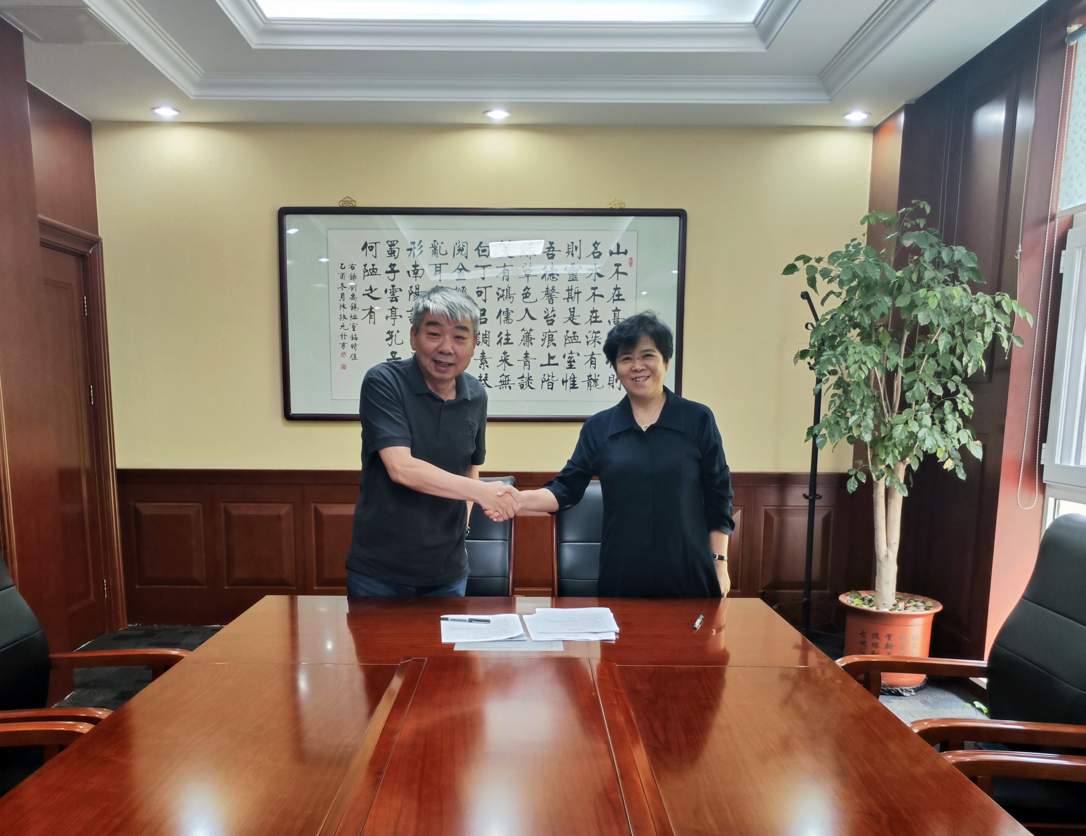 ʢӡˢ仧ݿιnetҵ԰ ҵǿų¶